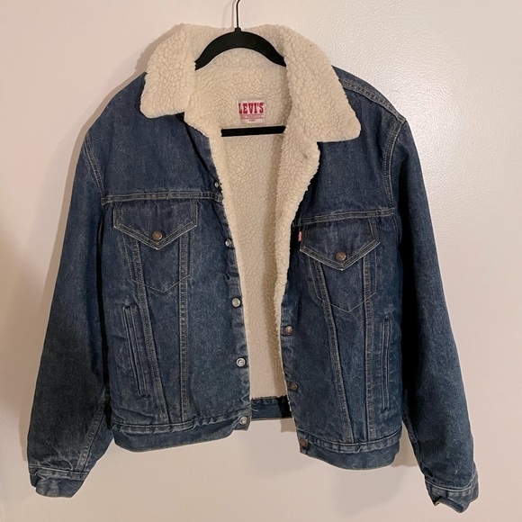 Levi’s Sherpa Trucker Jacket